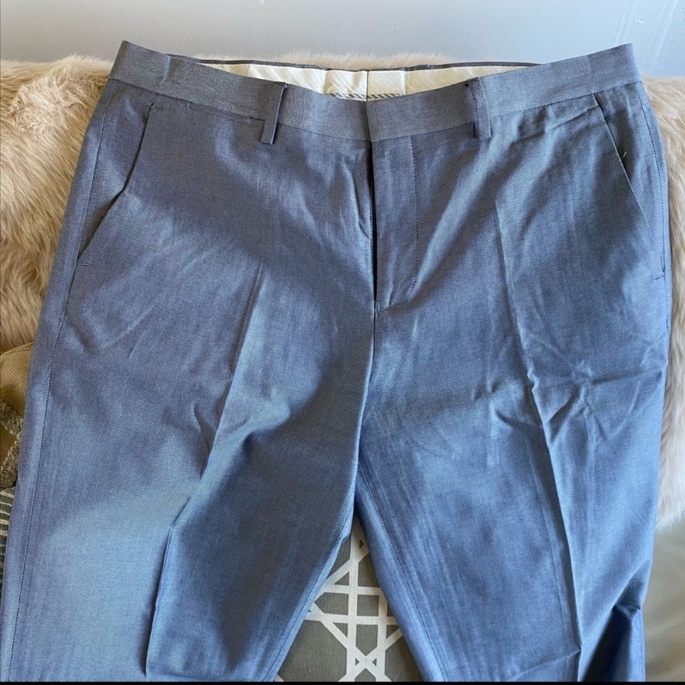 Express suit - Picture 10 of 15